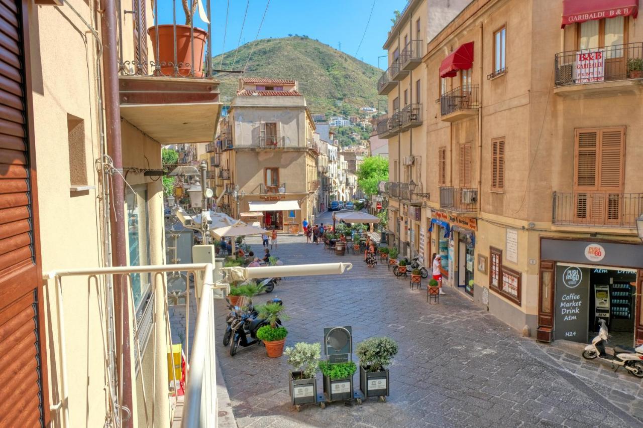 Porta Di Terra 'Luxury Suite ' Cefalu Bagian luar foto